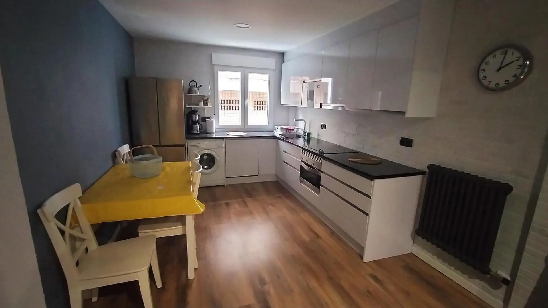 Zona Tranquila, Cerca Del Casco Antiguo. Ebi02480 Apartment Bilbao Spain